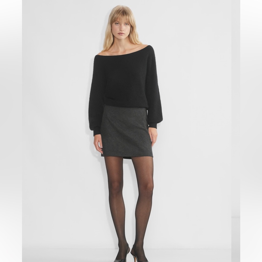Aritzia Classic Mini Skirt